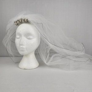 White 2 Layer Beaded Comb Silver Trim Veil